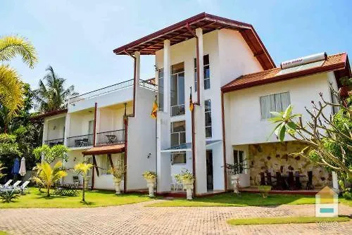 Rainbow Lagoon Resort Negombo 0*,  Sri Lanka