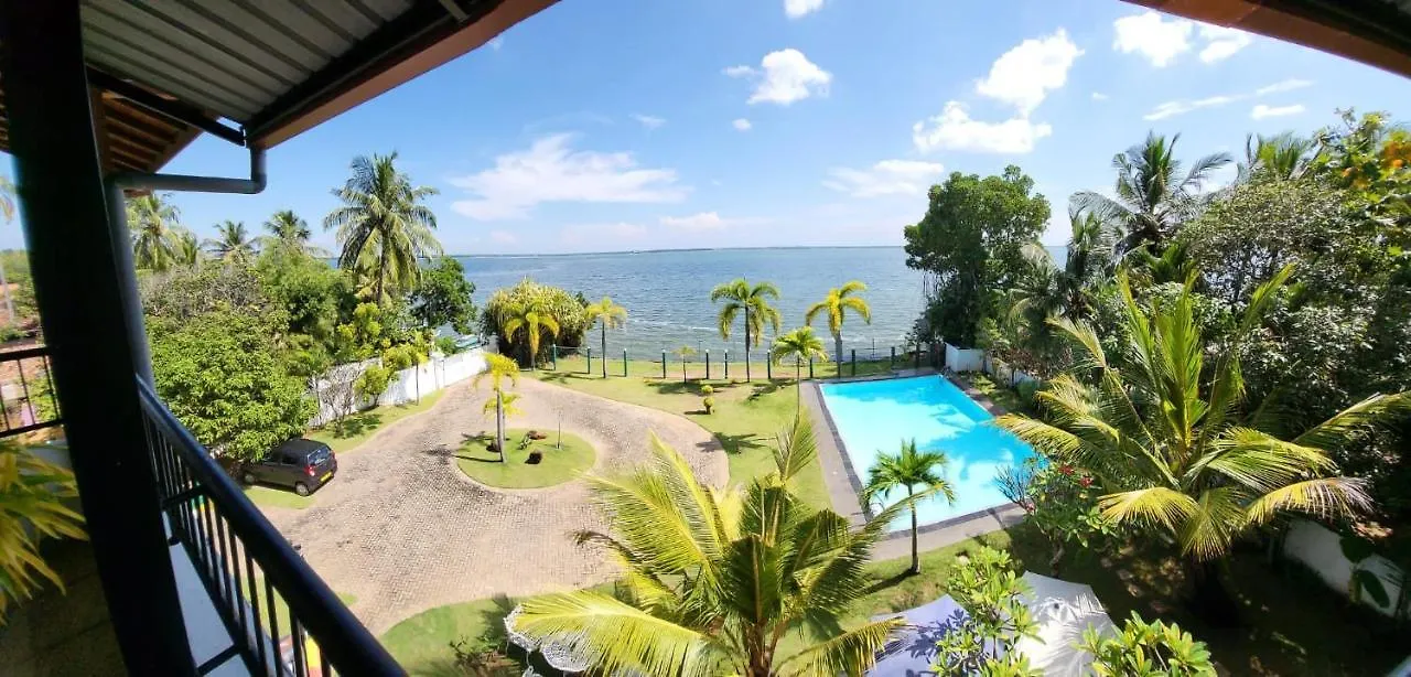 Rainbow Lagoon Resort 니곰보 0*,  스리랑카