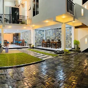 Pensjonat Funwhales, Negombo