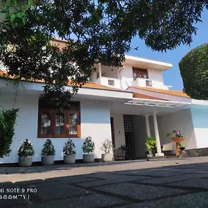 Suriya Arana Negombo