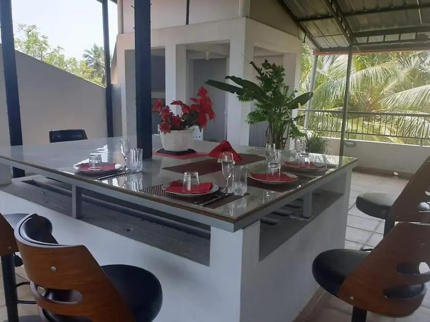 Rainbow Lagoon Resort Negombo